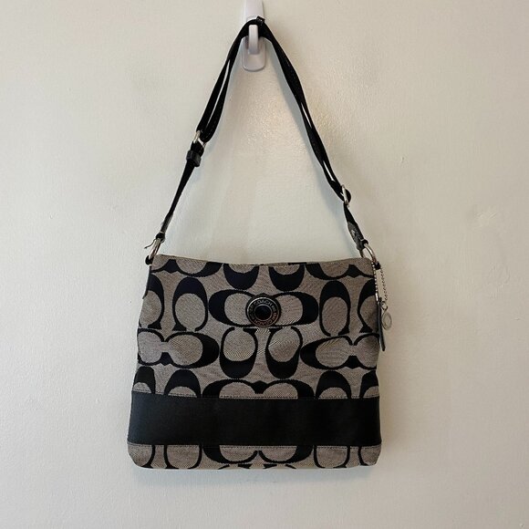 Coach Signature Canvas Crossbody Shoulder Bag Black Purse - Picture 1 of 9
